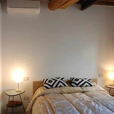 S. Agostino Fronte Mura Apartment